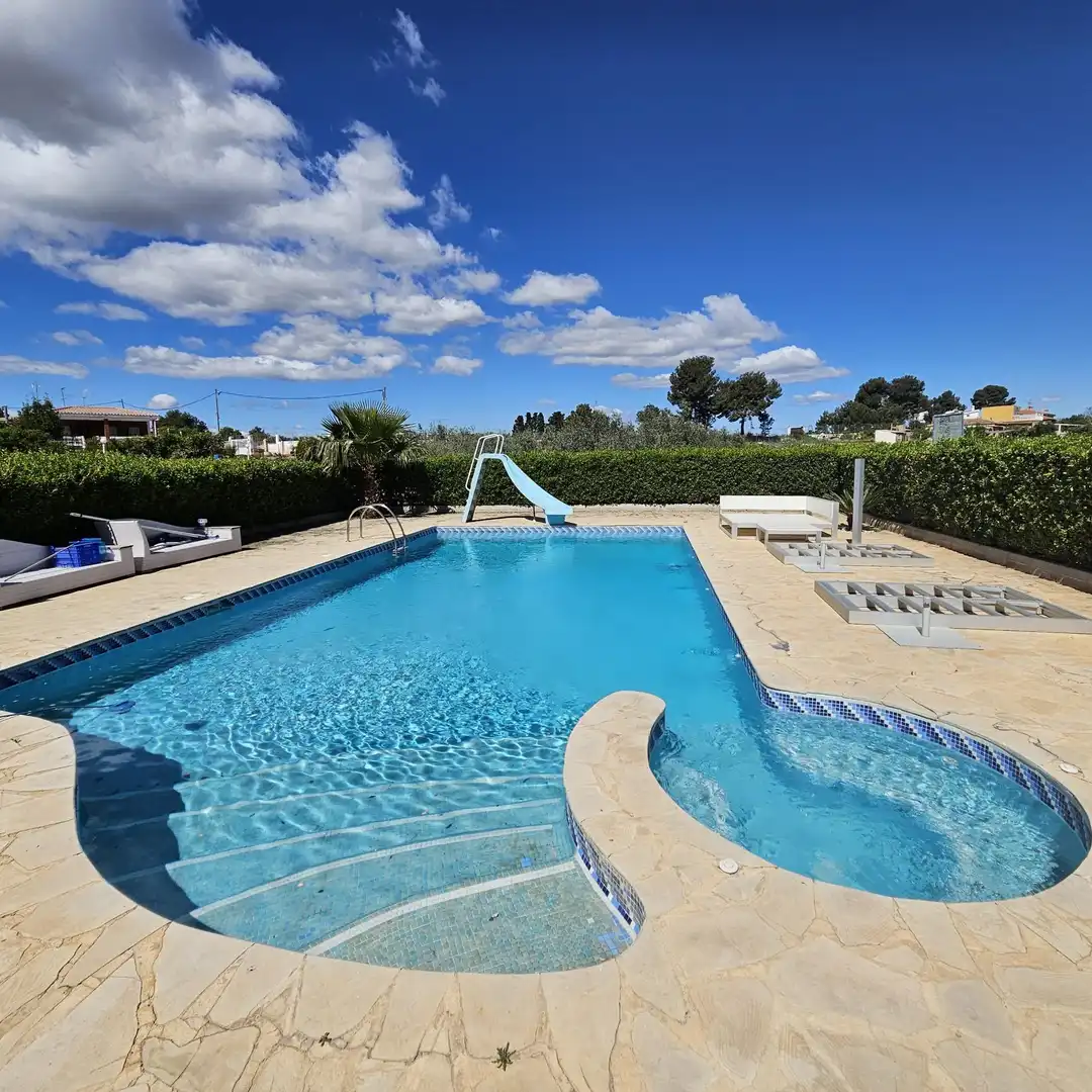 Detached house with pool for sale in Montserrat, imagen 4