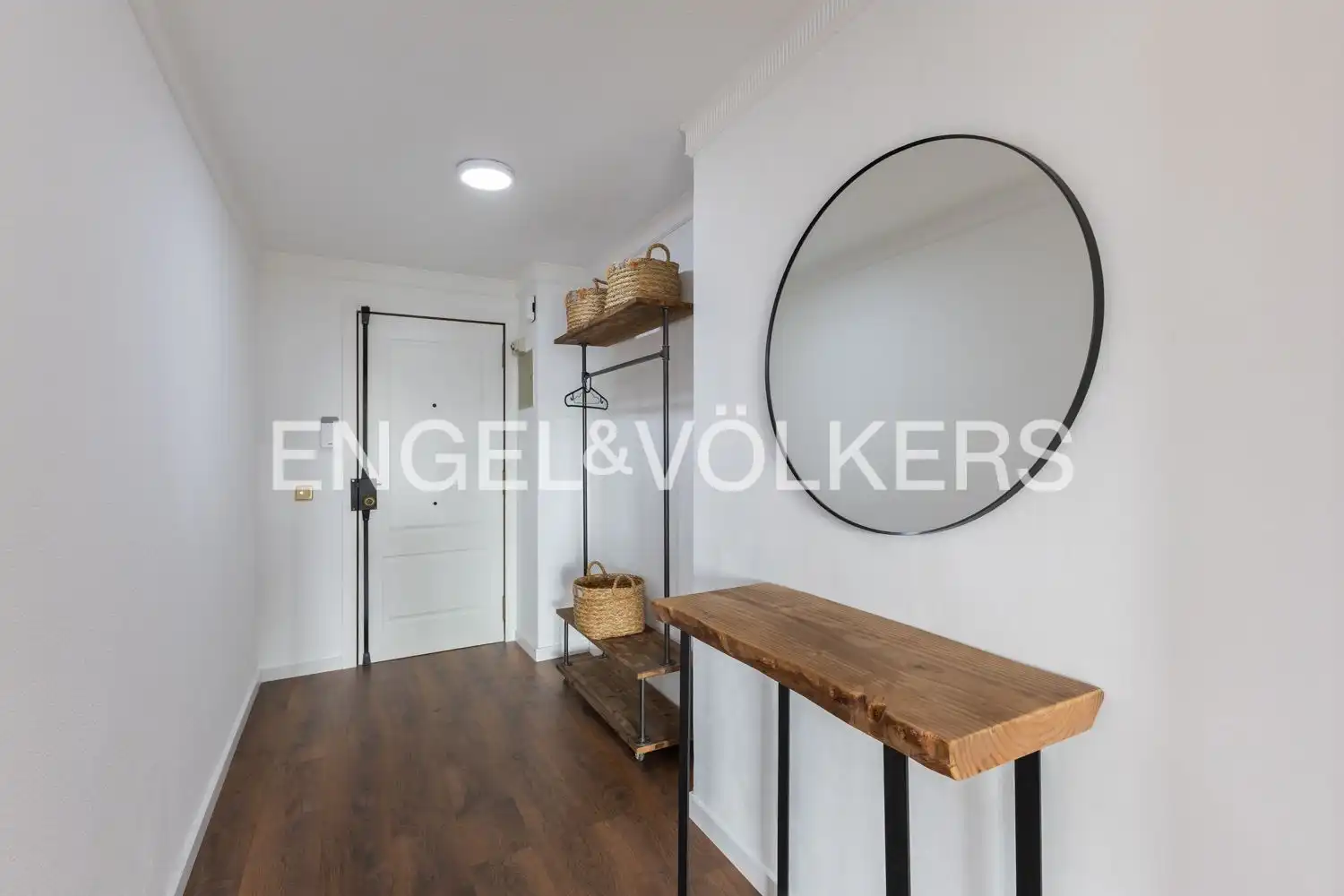 Wohnung zur Miete in Valencia mit Klimaanlage, Heizung und Parkett