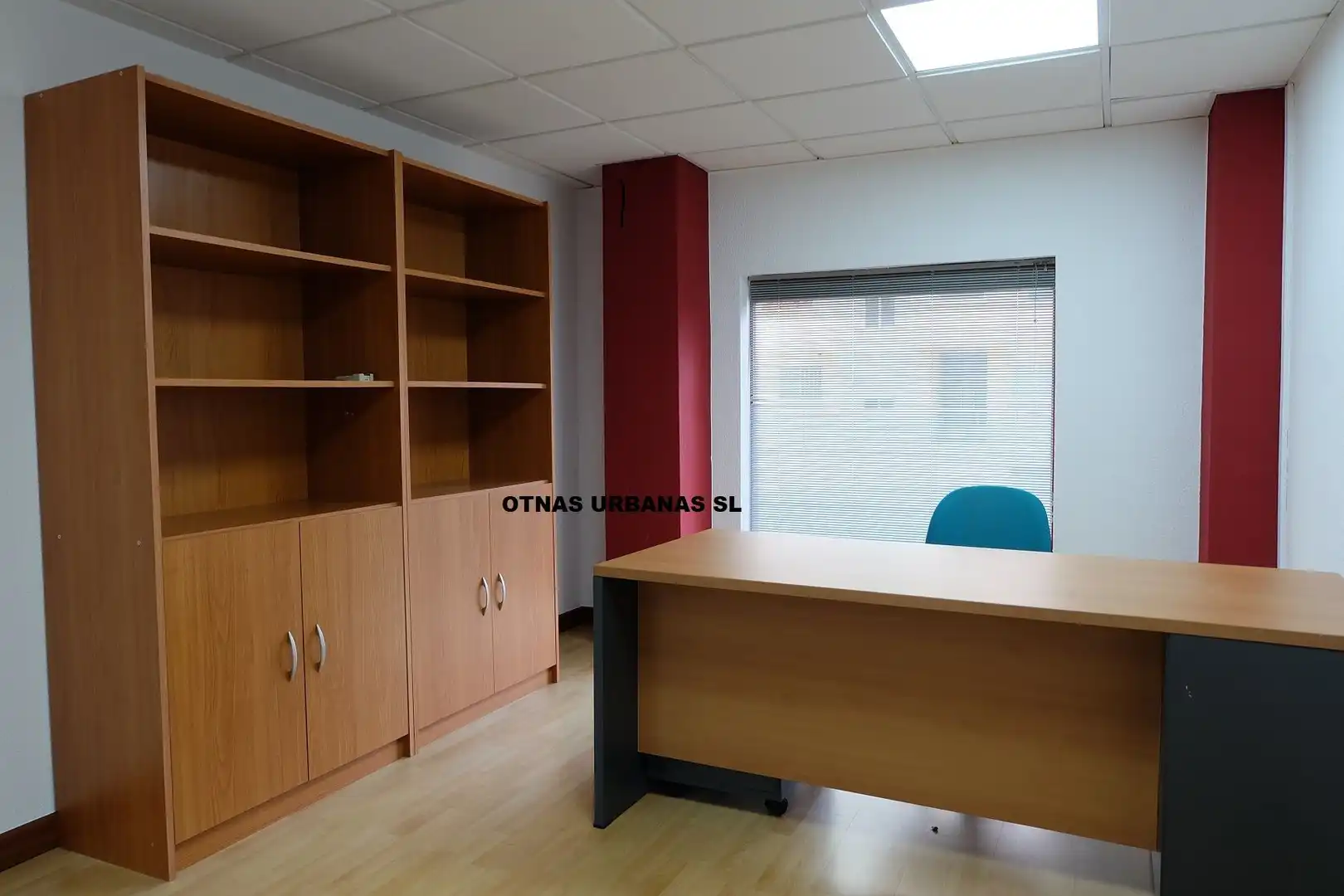 Büro zum Verkauf in Calle Navegante Macias del Poyo, La Flota