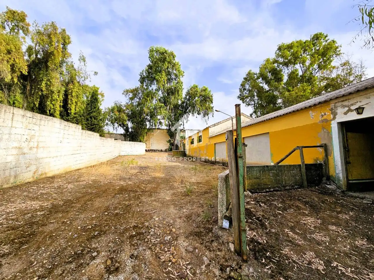 Houses for sale in Villanueva de Tapia  with Air Conditioner, Heating and Private garden