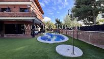 Swimming pool of House or chalet for sale in Castelldefels  with Air Conditioner, Heating and Terrace