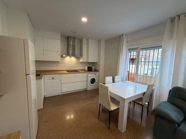 Flat with pool for sale in Residencial Triana - Barrio Alto