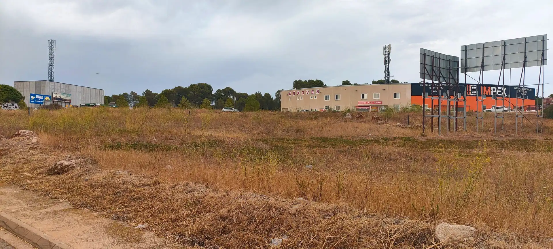 Wohnbaugrundstück zum Verkauf in Ronda dels Oficis 7, imagen 3