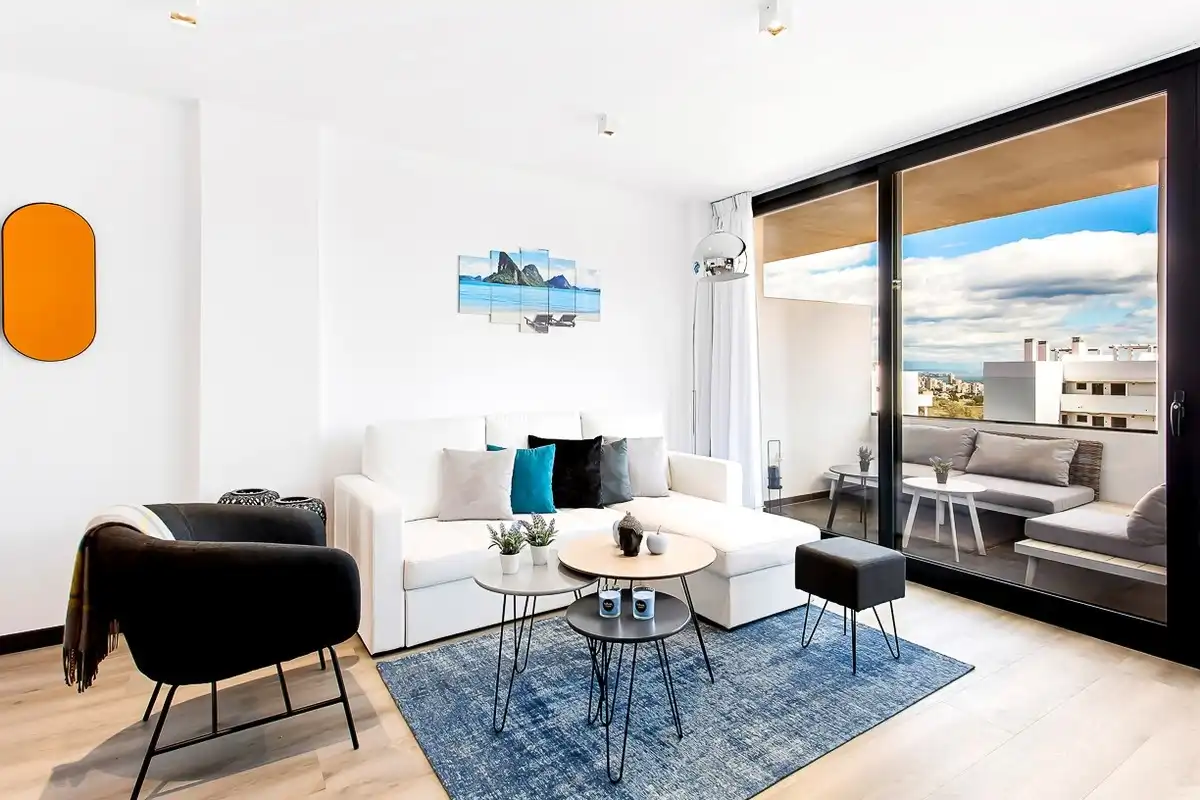 Wohnzimmer von Erdgeschoss zum Verkauf in Mijas mit Klimaanlage, Terrasse und Schwimmbad