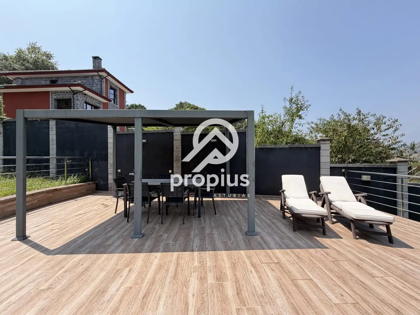 Terraza de Casa o chalet en venta en Cangas de Onís con Calefacción, Terraza y Trastero