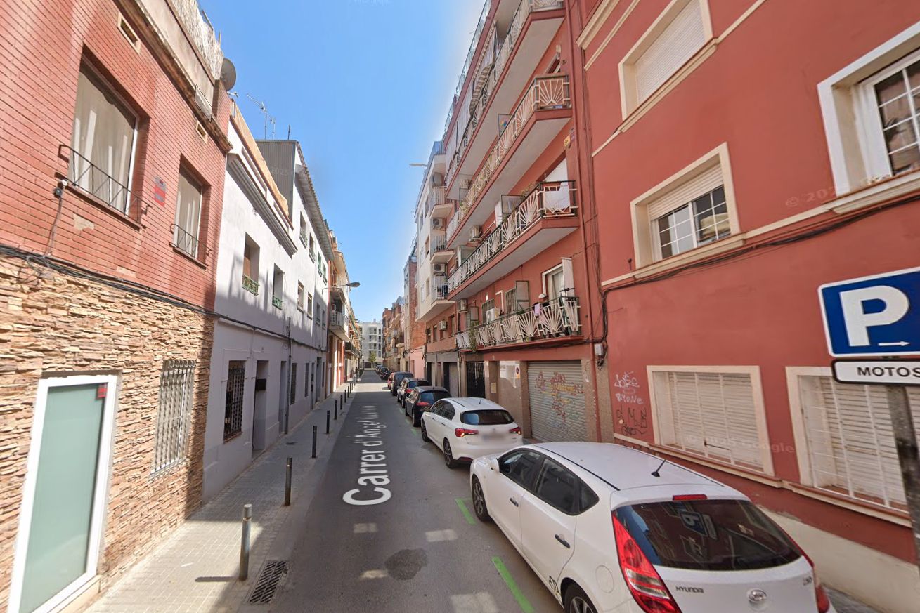 Vista exterior de Piso en venta en L'Hospitalet de Llobregat