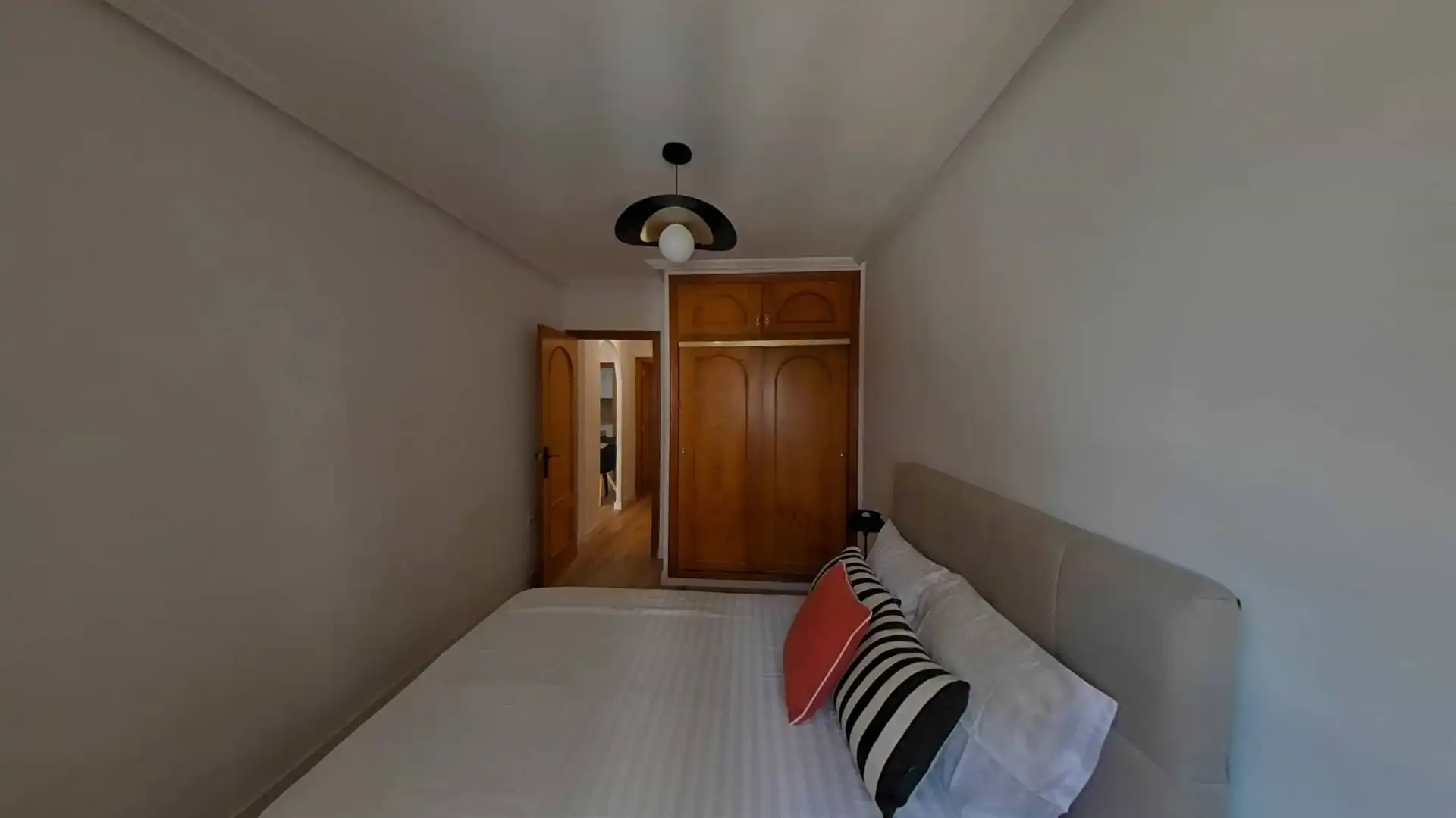 Dormitori de Apartament en venda en Torrevieja amb Aire condicionat, Calefacció i Terrassa