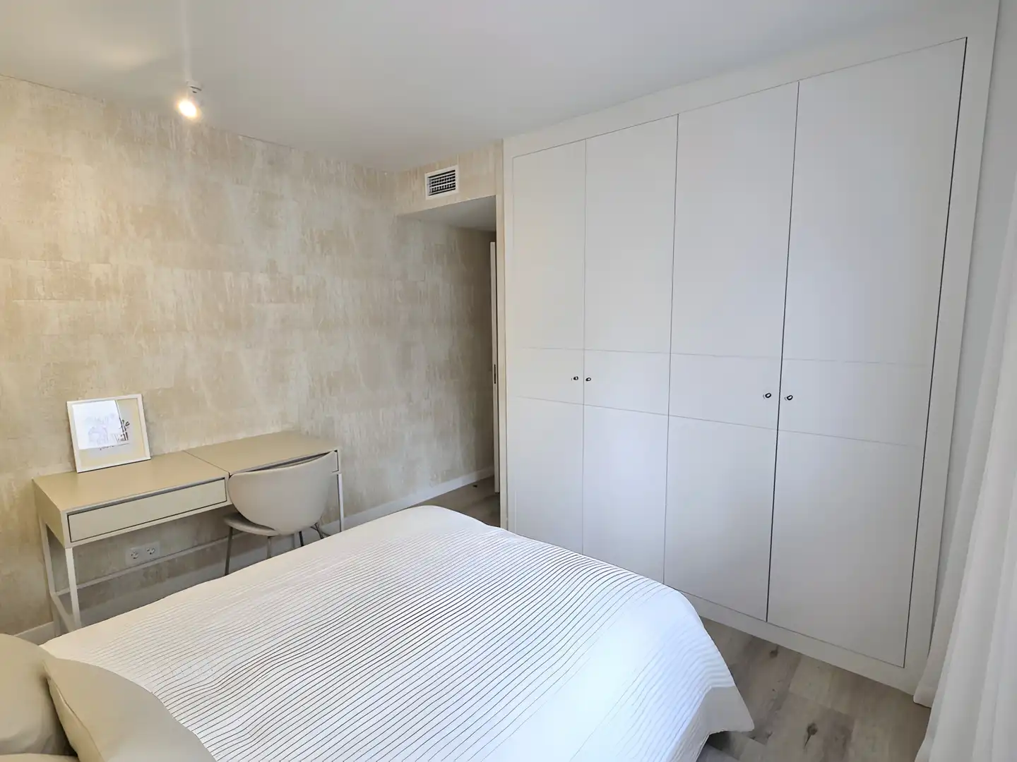 Apartament amb piscina en venda a Nueva Andalucía, imagen 19