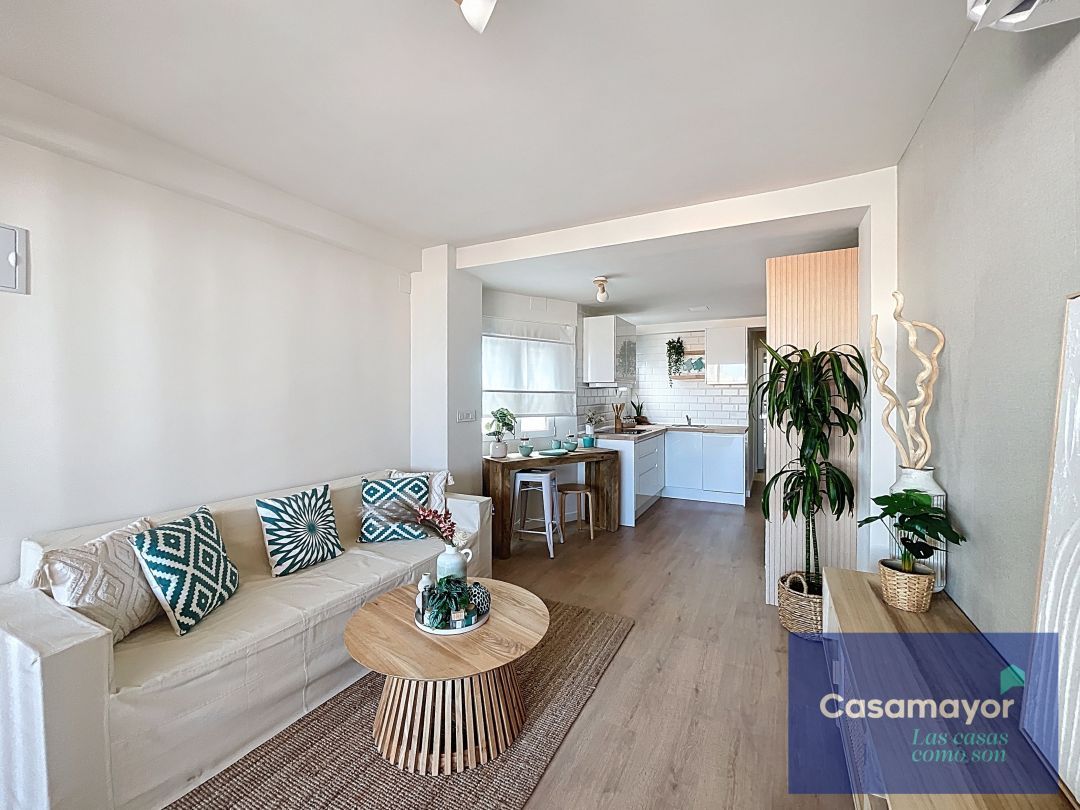 Living room of Attic for sale in Alicante / Alacant  with Air Conditioner and Terrace