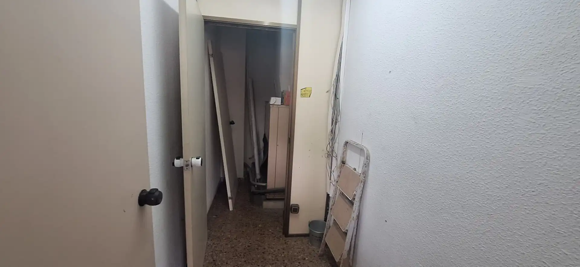 Fabrikhallen zur Miete in Valencia