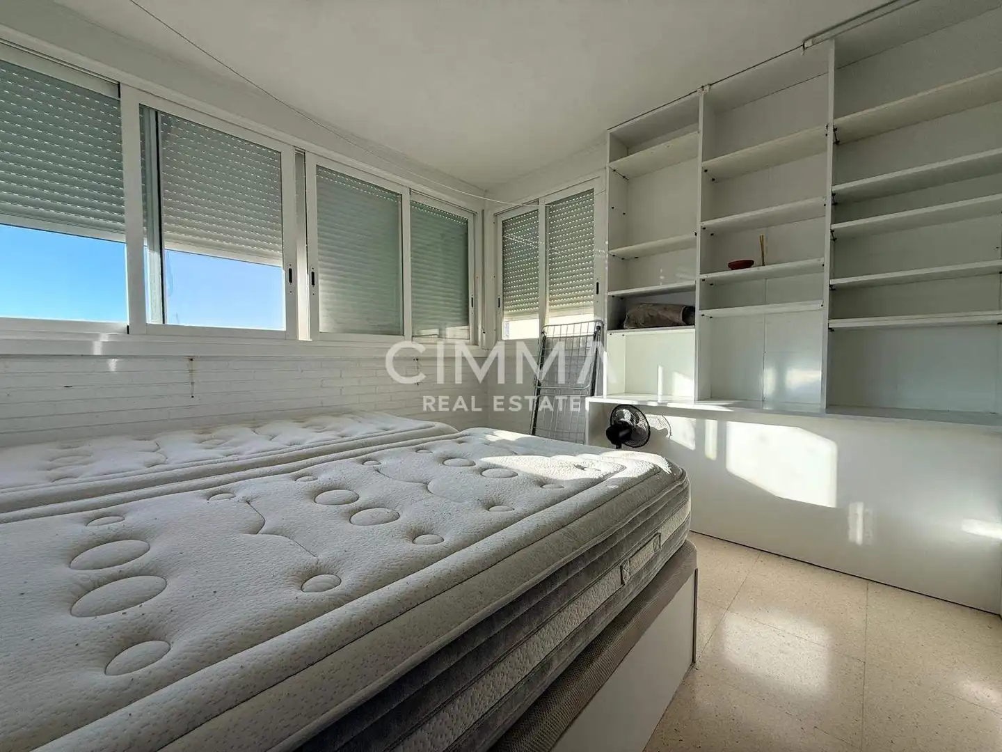 Habitación de Apartamento en venta en Benidorm con Aire acondicionado, Jardín privado y Terraza