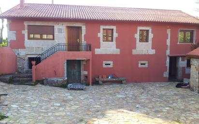 Vista exterior de Casa o xalet en venda en A Estrada  amb Jardí privat