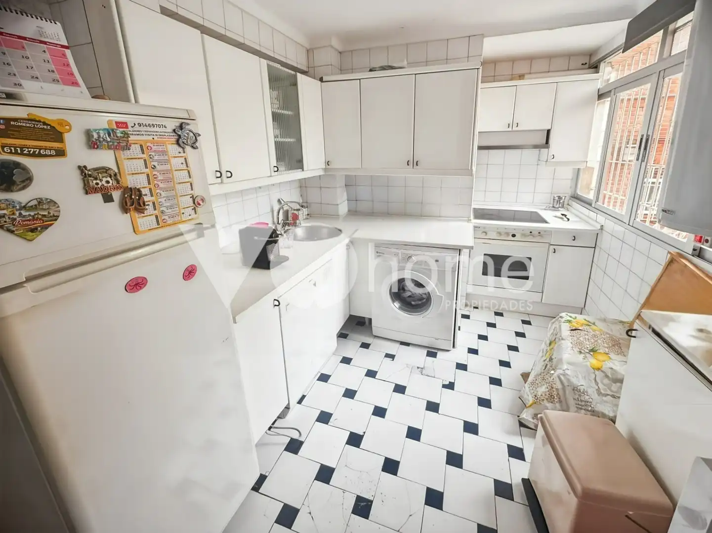 Cocina de Piso en venta en Madrid con Calefacción y Amueblado