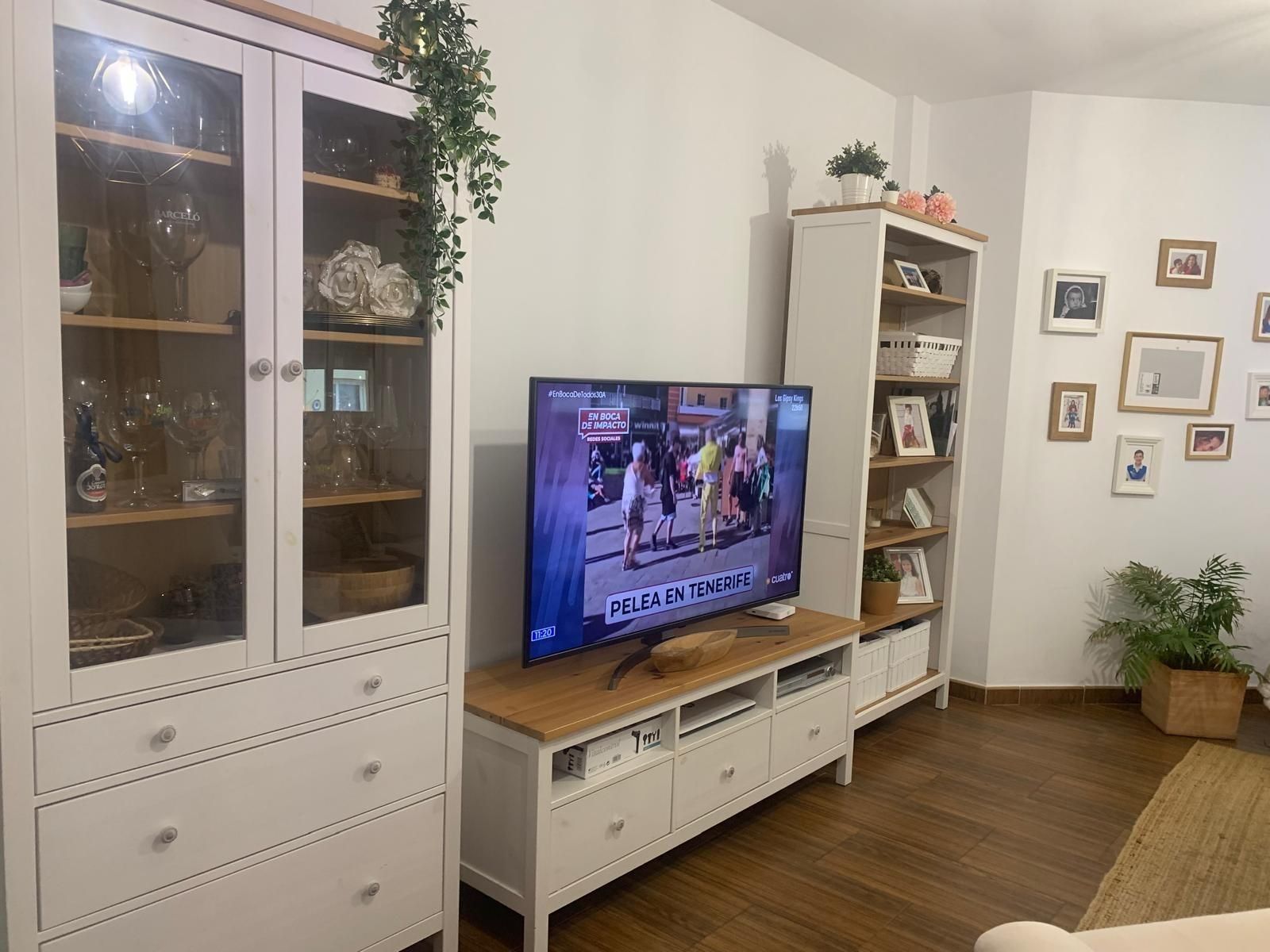 Sala d'estar de Dúplex en venda en San Roque amb Piscina comunitària