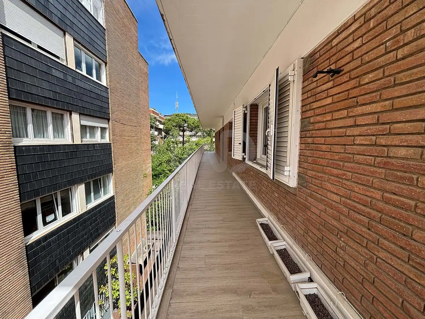 Exterior view of Flat for rent in Barcelona  with Heating and Terrace