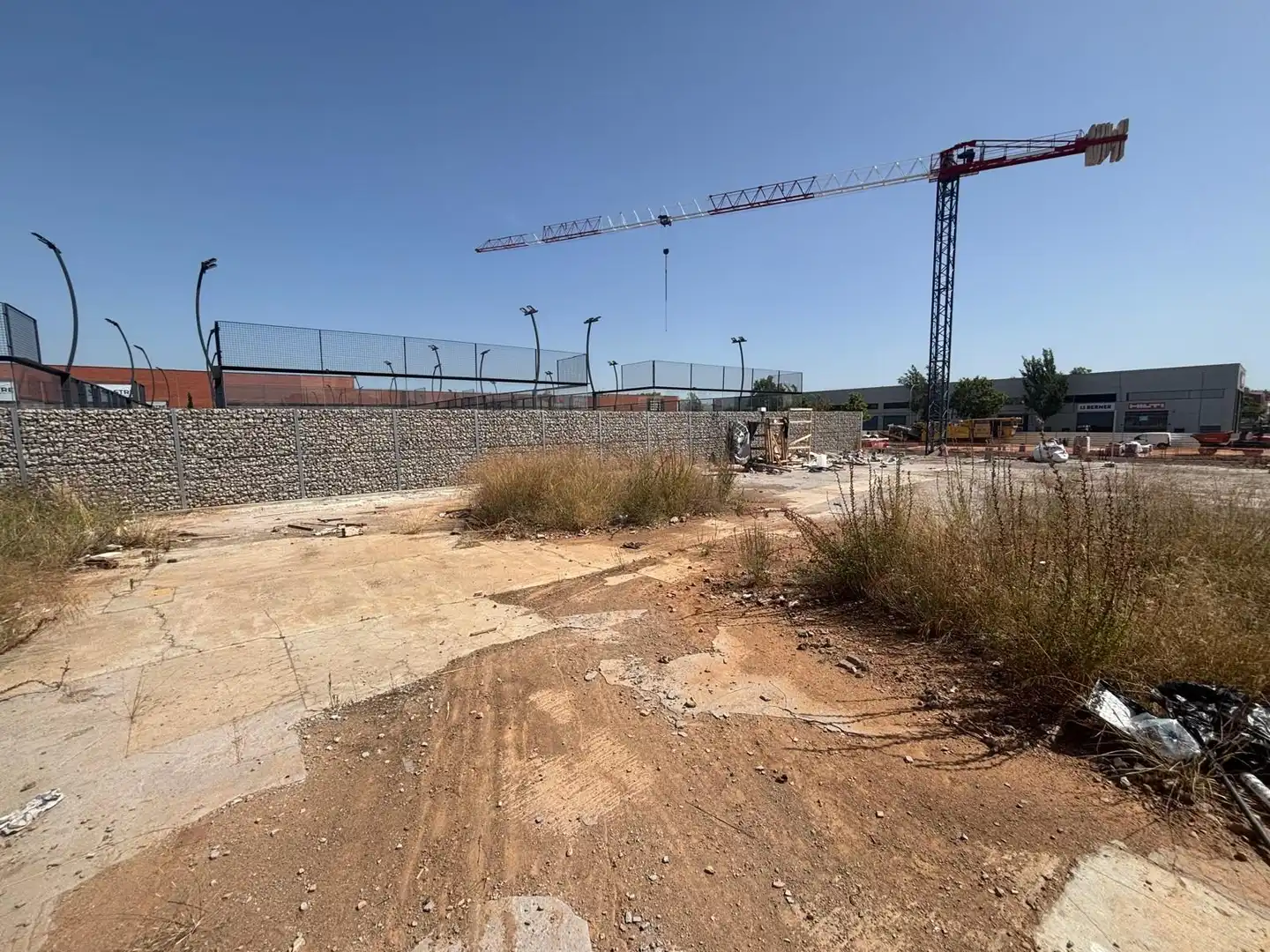 Fabrik Grundstücke zur Miete in Sabadell