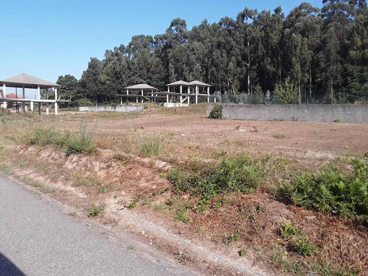 Residential land for sale in Tomiño