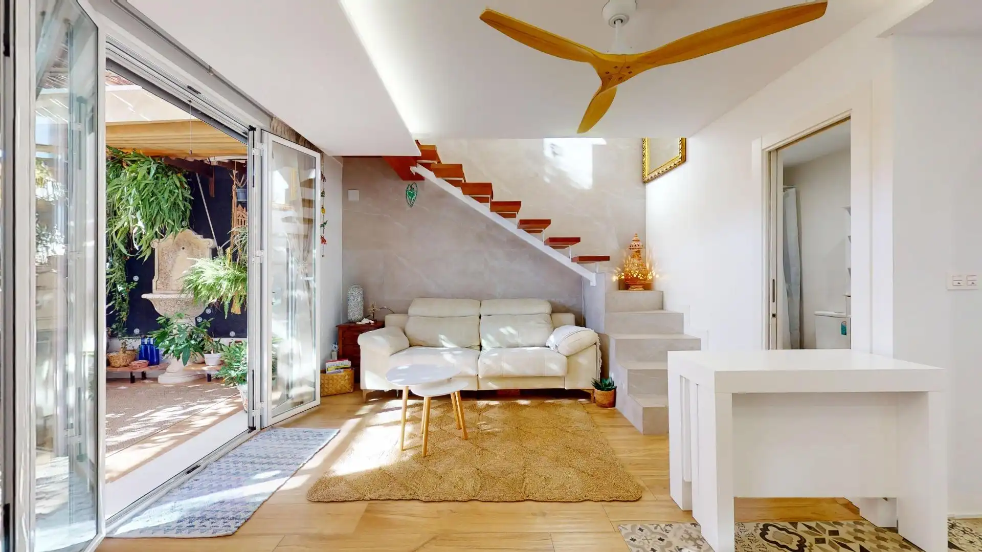 Adosado con jardín en venta en Urbanizacion MARINA-JOSEFINA 2036