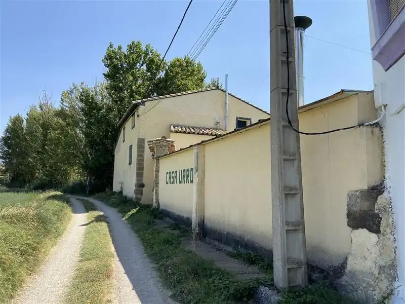 Casa rústica amb jardí en venda a Calle Paul Alta Plasencia 16, imagen 8