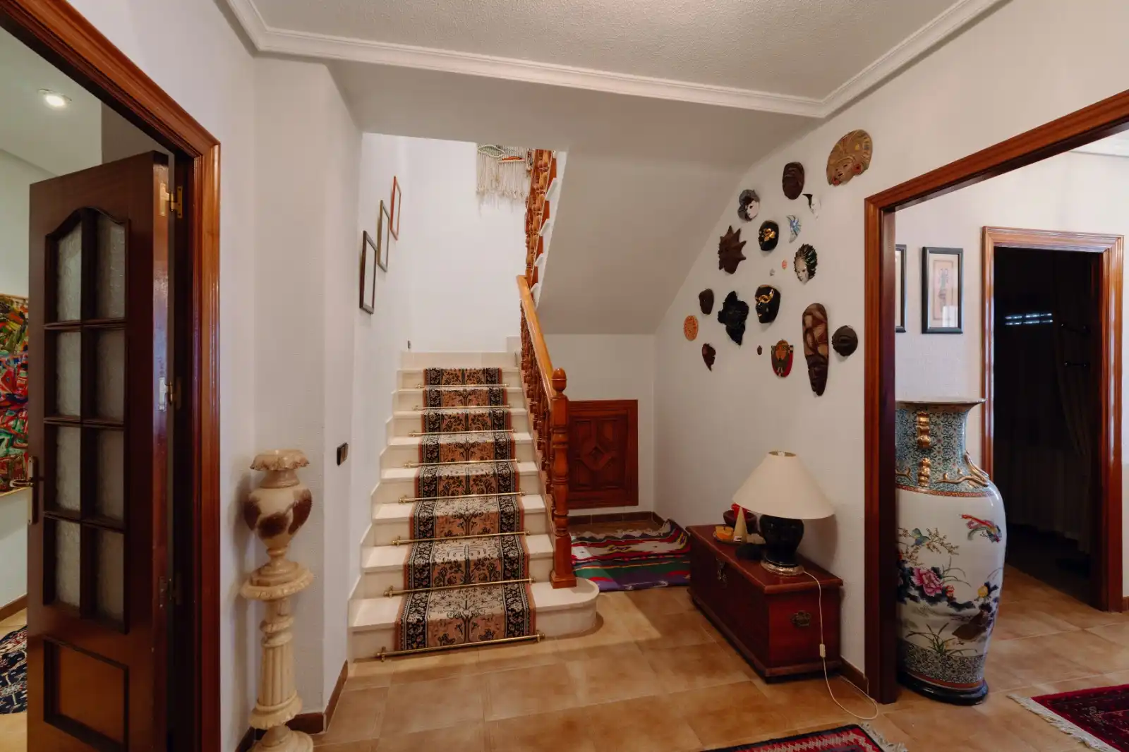 Houses for sale in Recas  with Air Conditioner, Heating and Private garden