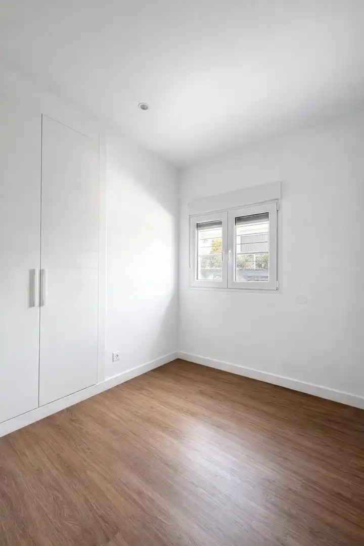Bedroom of Flat for sale in Terrassa  with Heating and Oven