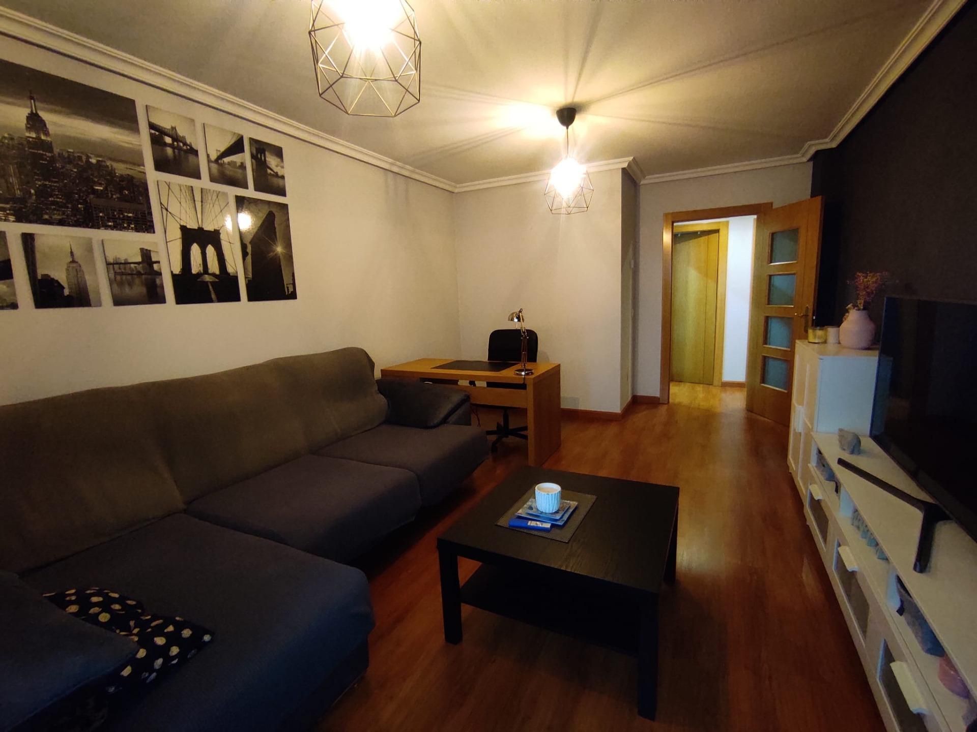 Living room of Flat for sale in León Capital   with Heating, Parquet flooring and Terrace