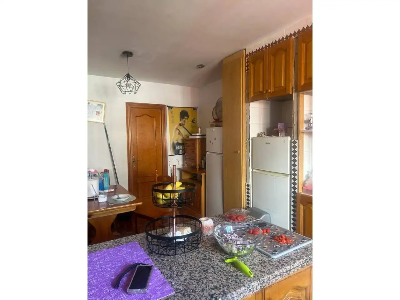 Küche von Einfamilien-Reihenhaus zum Verkauf in Estepona mit Klimaanlage und Terrasse