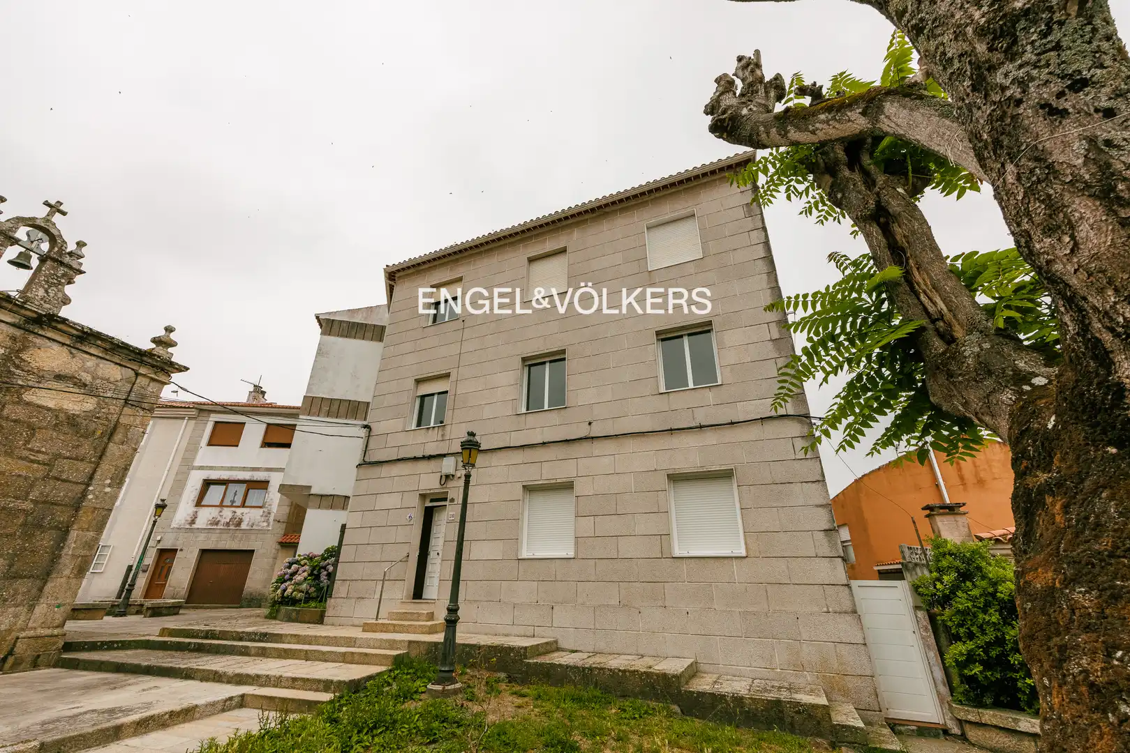 Vista exterior de Piso en venta en Baiona con Calefacción y Terraza