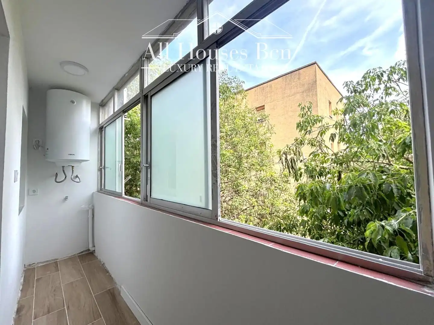 Terraza de Piso en venta en L'Hospitalet de Llobregat con Aire acondicionado, Calefacción y Parquet