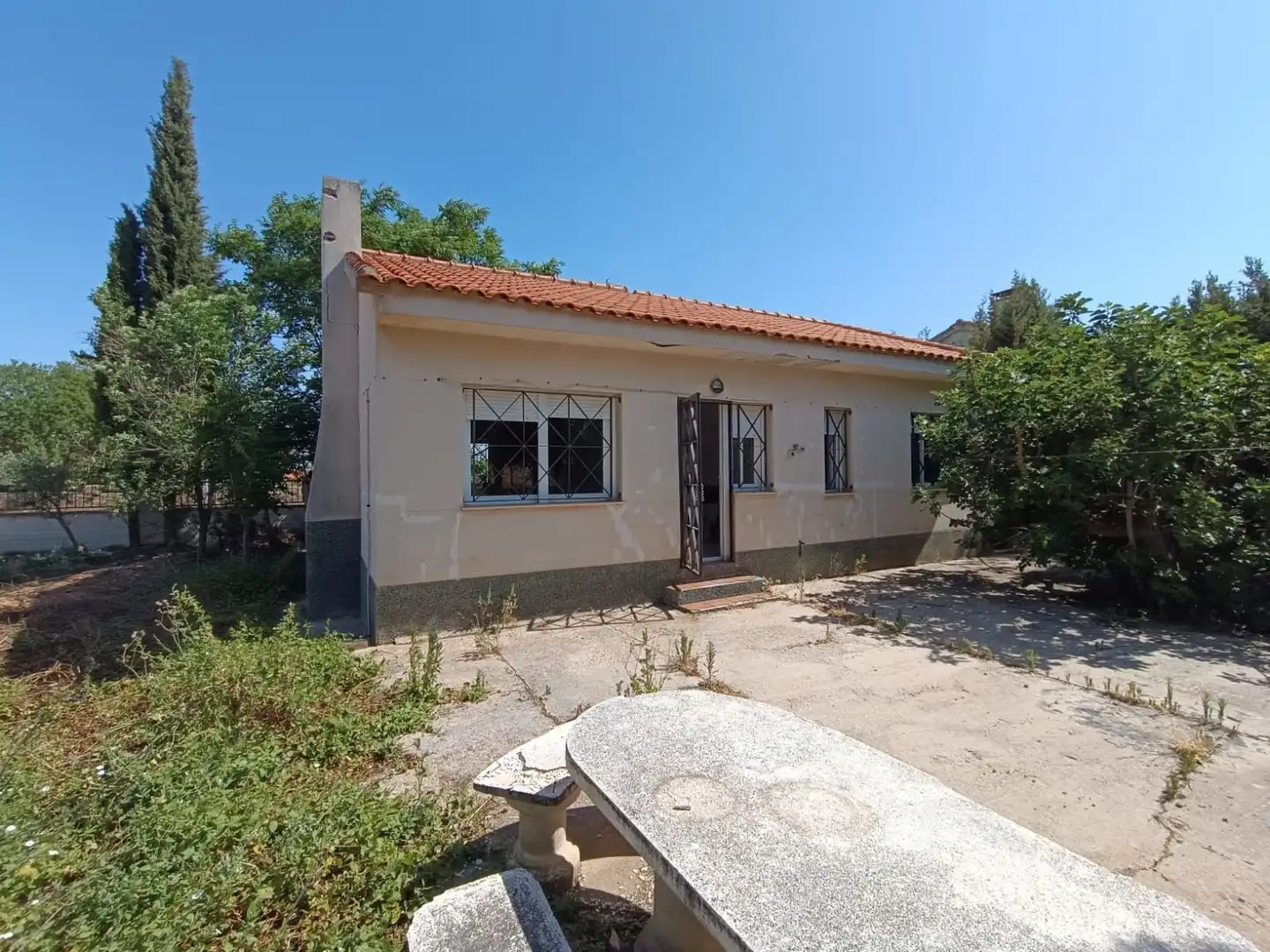 Vista exterior de Casa o xalet en venda en Lillo amb Calefacció, Jardí privat i Traster