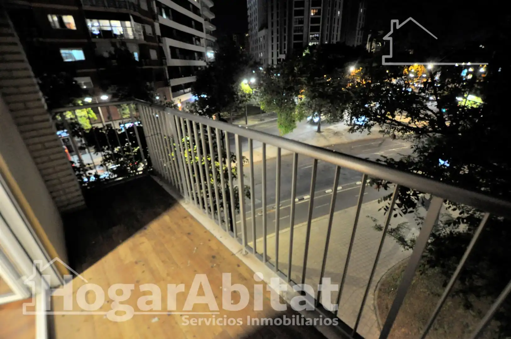 Balcony of Flat for sale in Valencia  with Air Conditioner, Heating and Parquet flooring