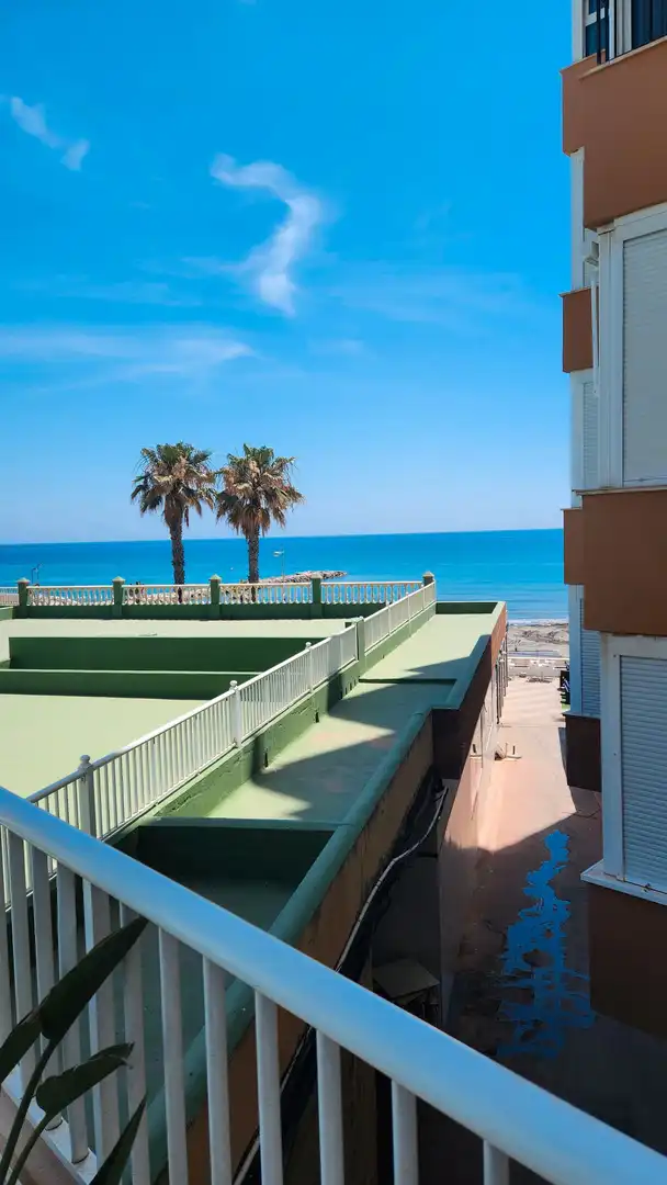 Apartamento de alquiler en Avenida el Faro, 75, Centro Internacional