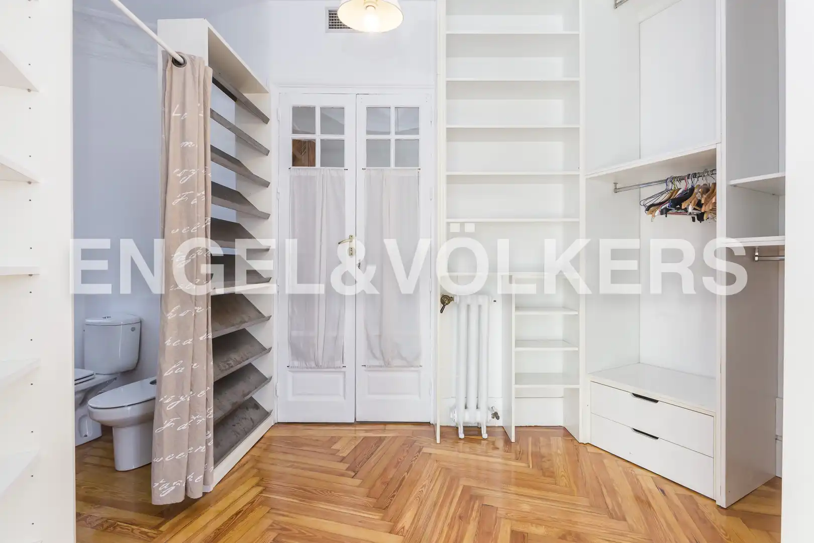 Bedroom of Attic for rent in Madrid  with Air Conditioner, Heating and Parquet flooring