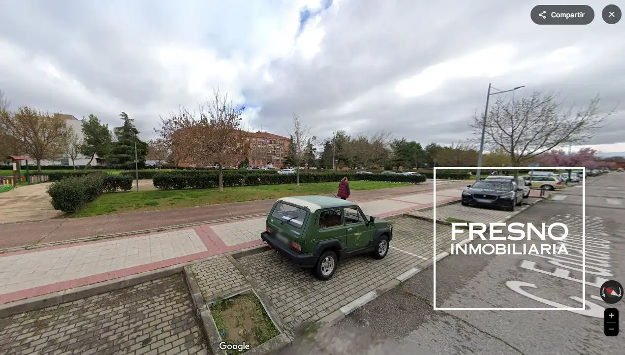 Parking de Dúplex en venta en Parla con Terraza y Trastero