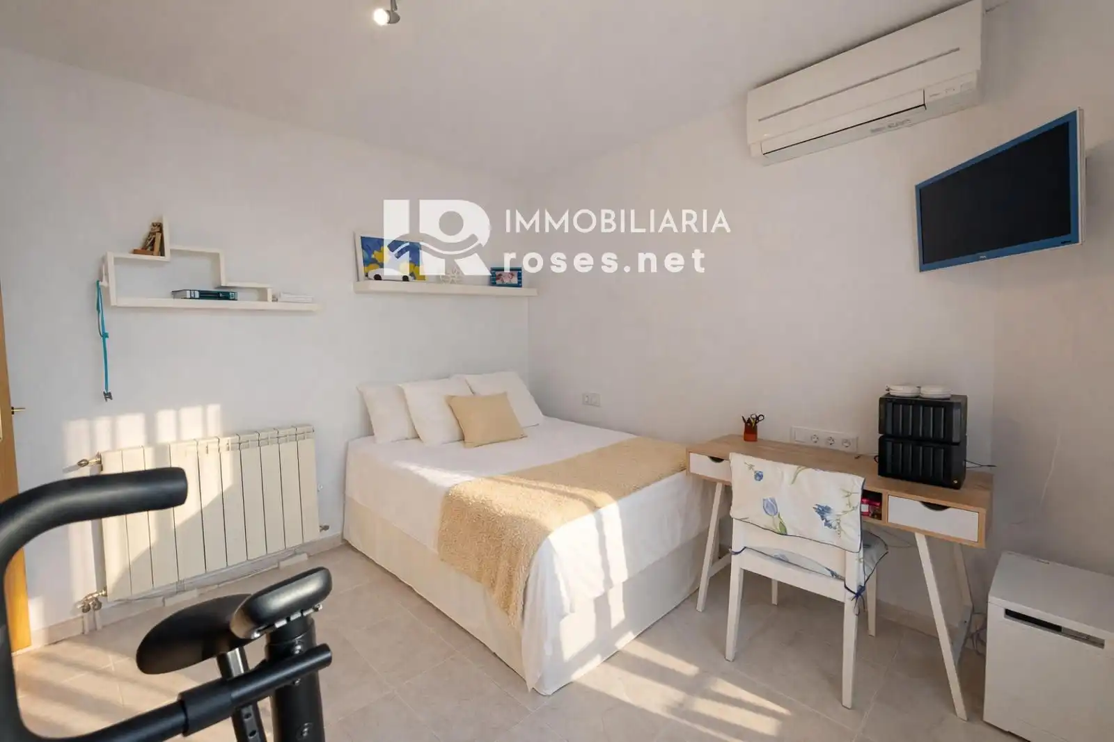 Duplex with pool for sale in DE VICTOR CATALA, imagen 8