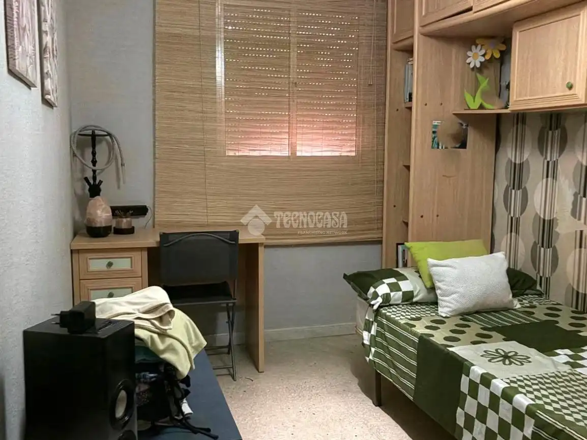 Bedroom of Flat for sale in Sevilla  with Air Conditioner