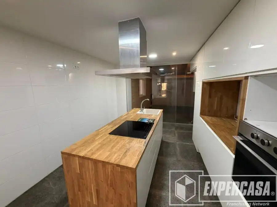 Cuina de Pis en venda en Llíria amb Aire condicionat i Parquet