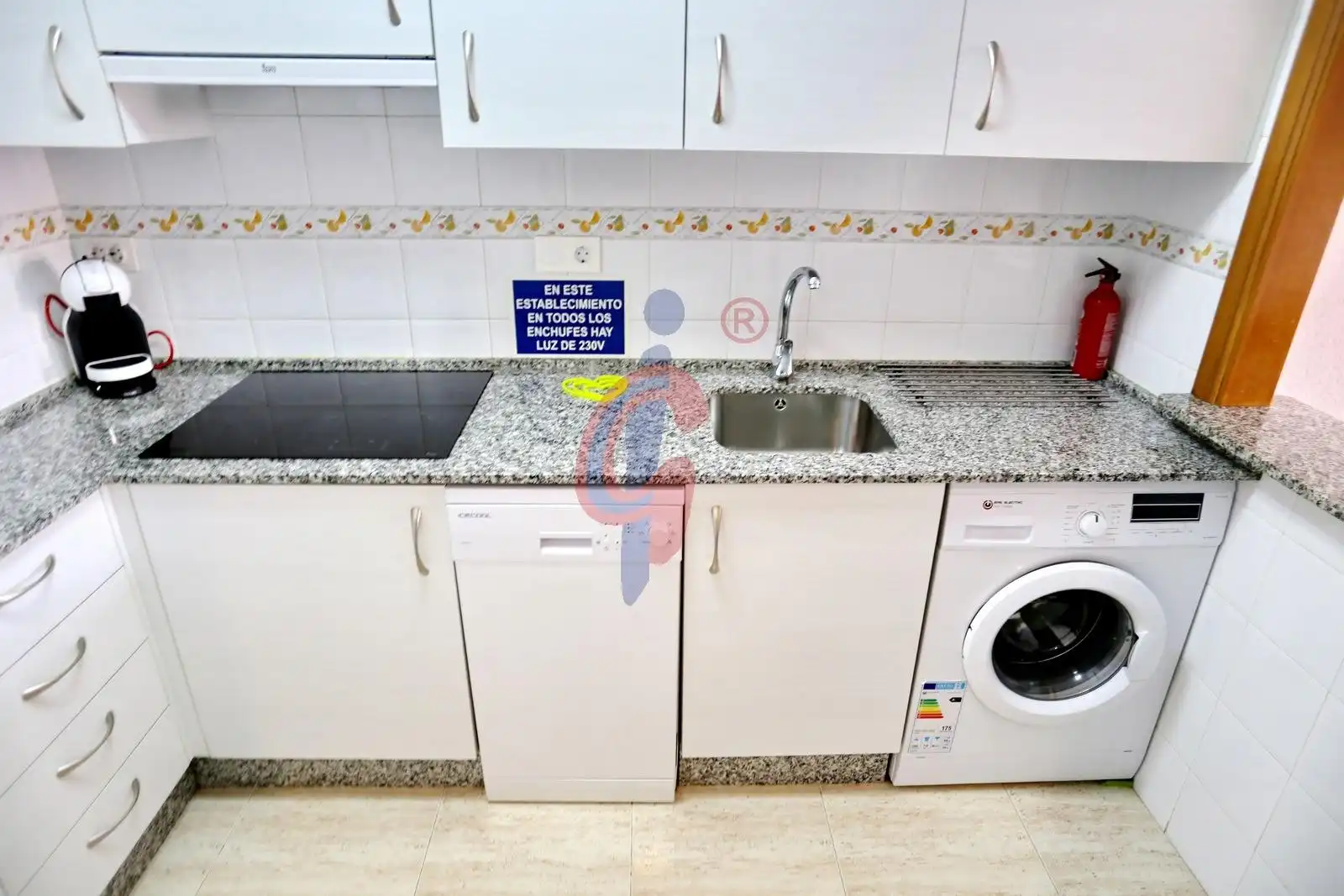 Piso con ascensor en venta en Calle Calle Pintor Antonio López 7, imagen 11