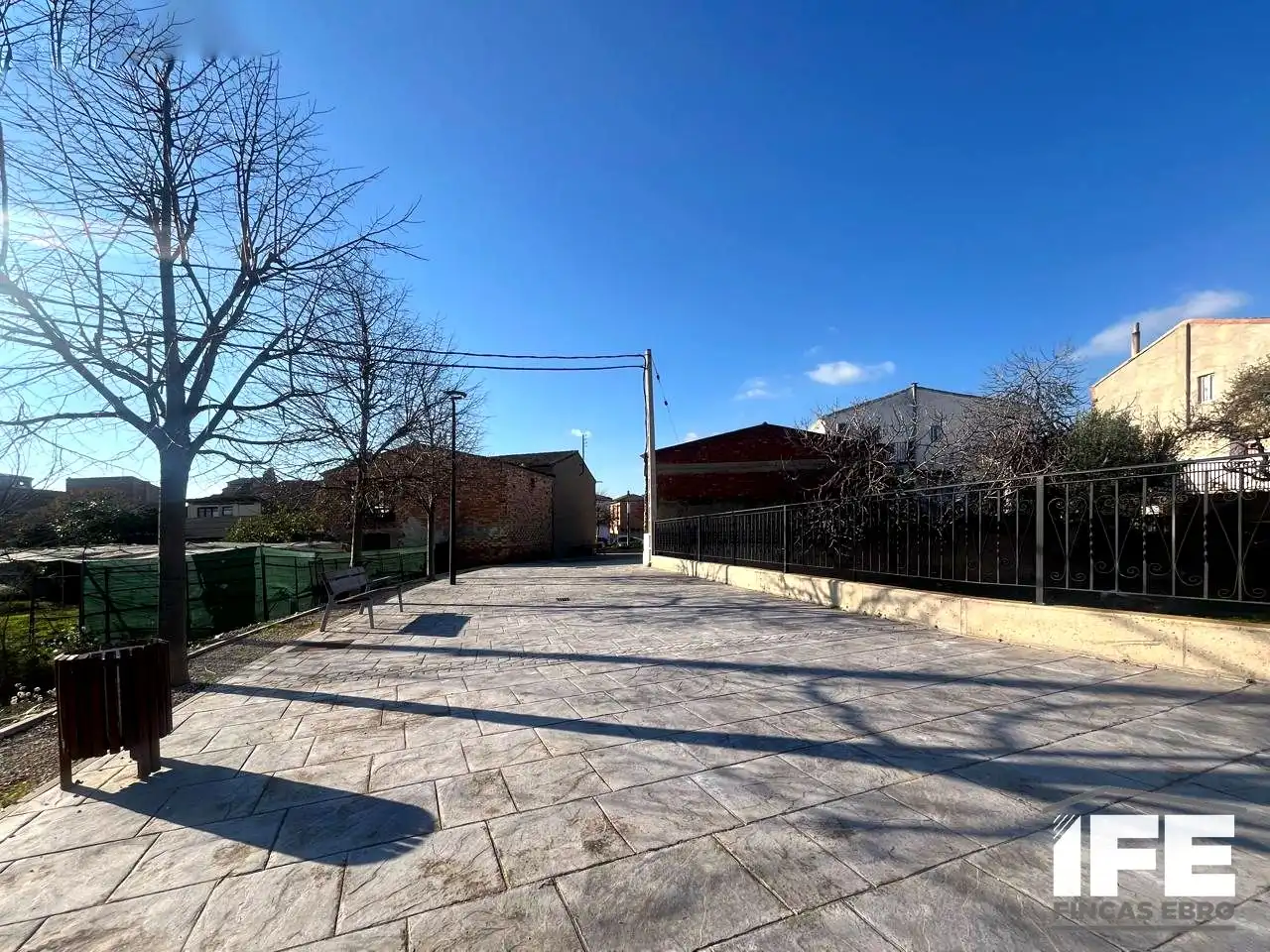 Lands and plots for sale in Figueruelas