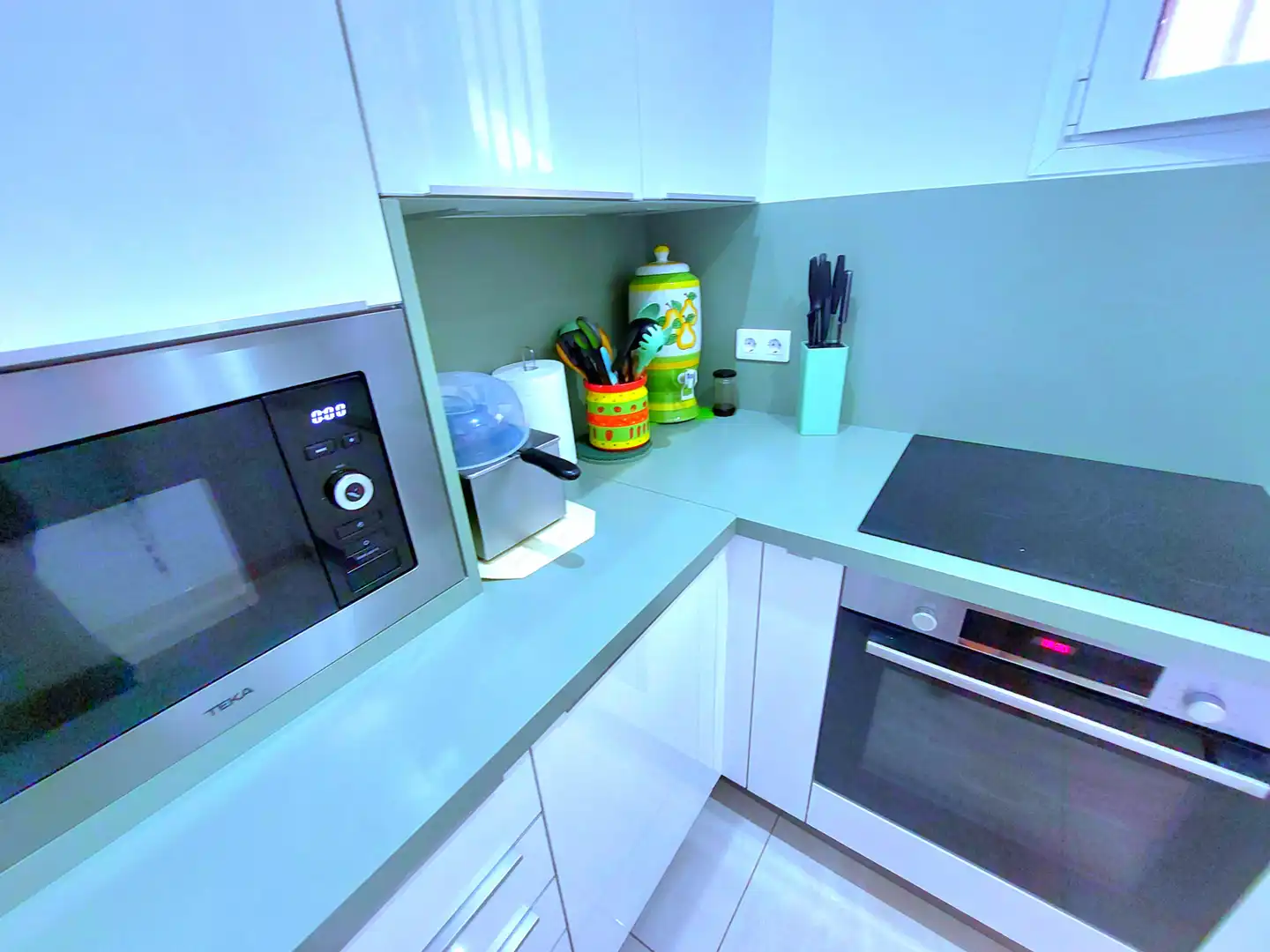 Cocina de Apartamento de alquiler en San Bartolomé de Tirajana con Aire acondicionado, Amueblado y Lavadora