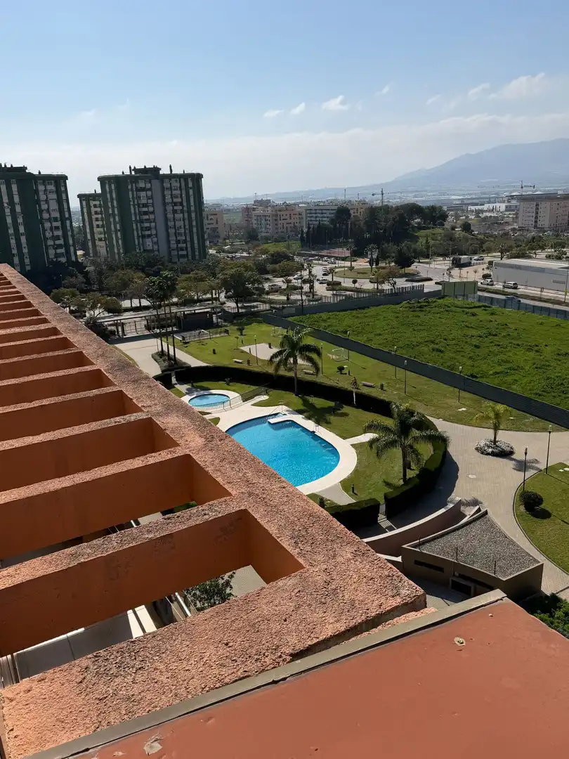 Schwimmbecken von Wohnung zum Verkauf in Málaga mit Klimaanlage, Heizung und Terrasse