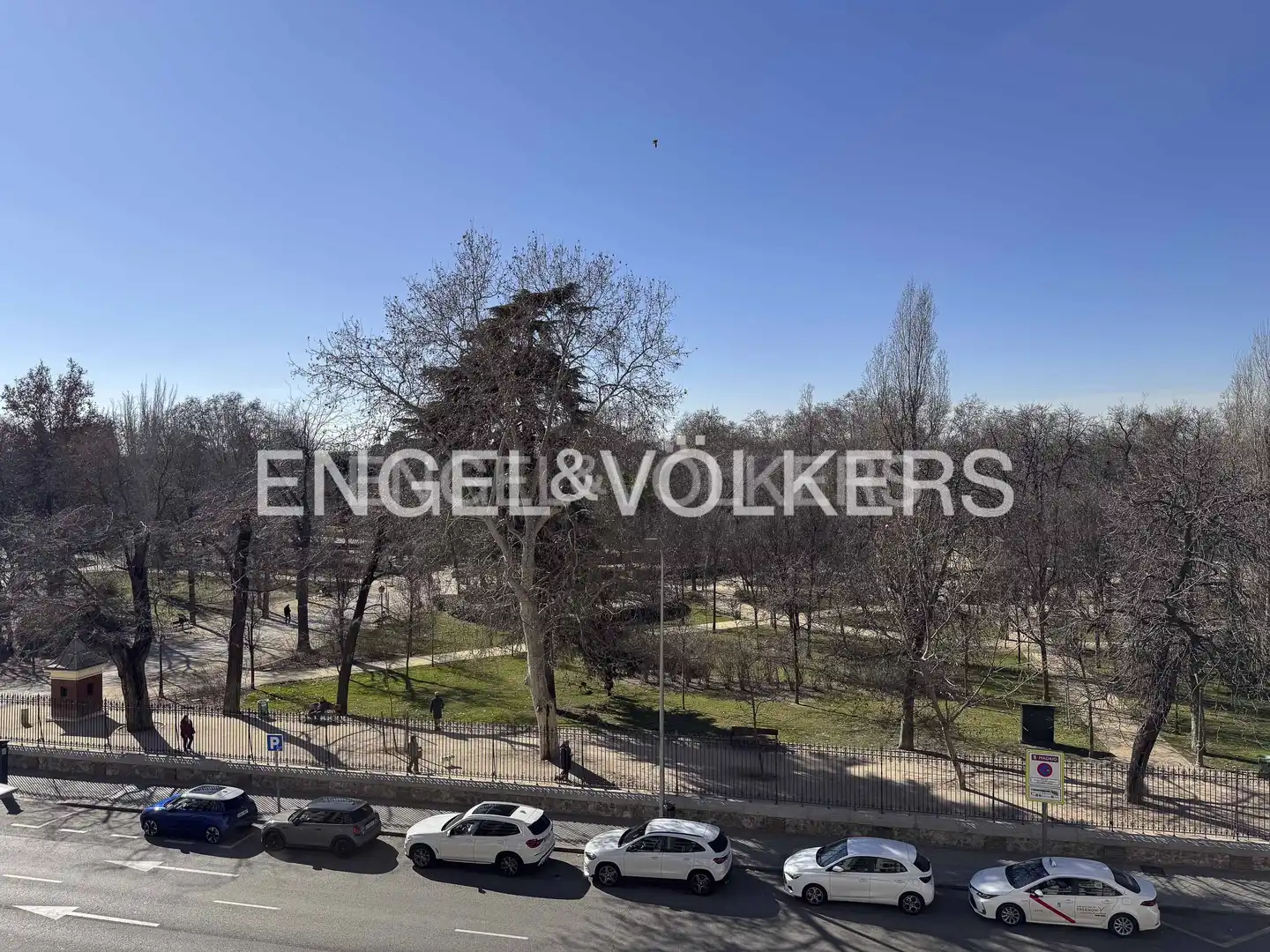 Vista exterior de Piso de alquiler en Madrid con Aire acondicionado, Calefacción y Amueblado