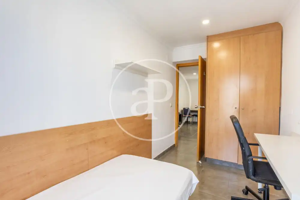 Bedroom of Flat for rent in Valencia  with Heating, Furnished and Balcony