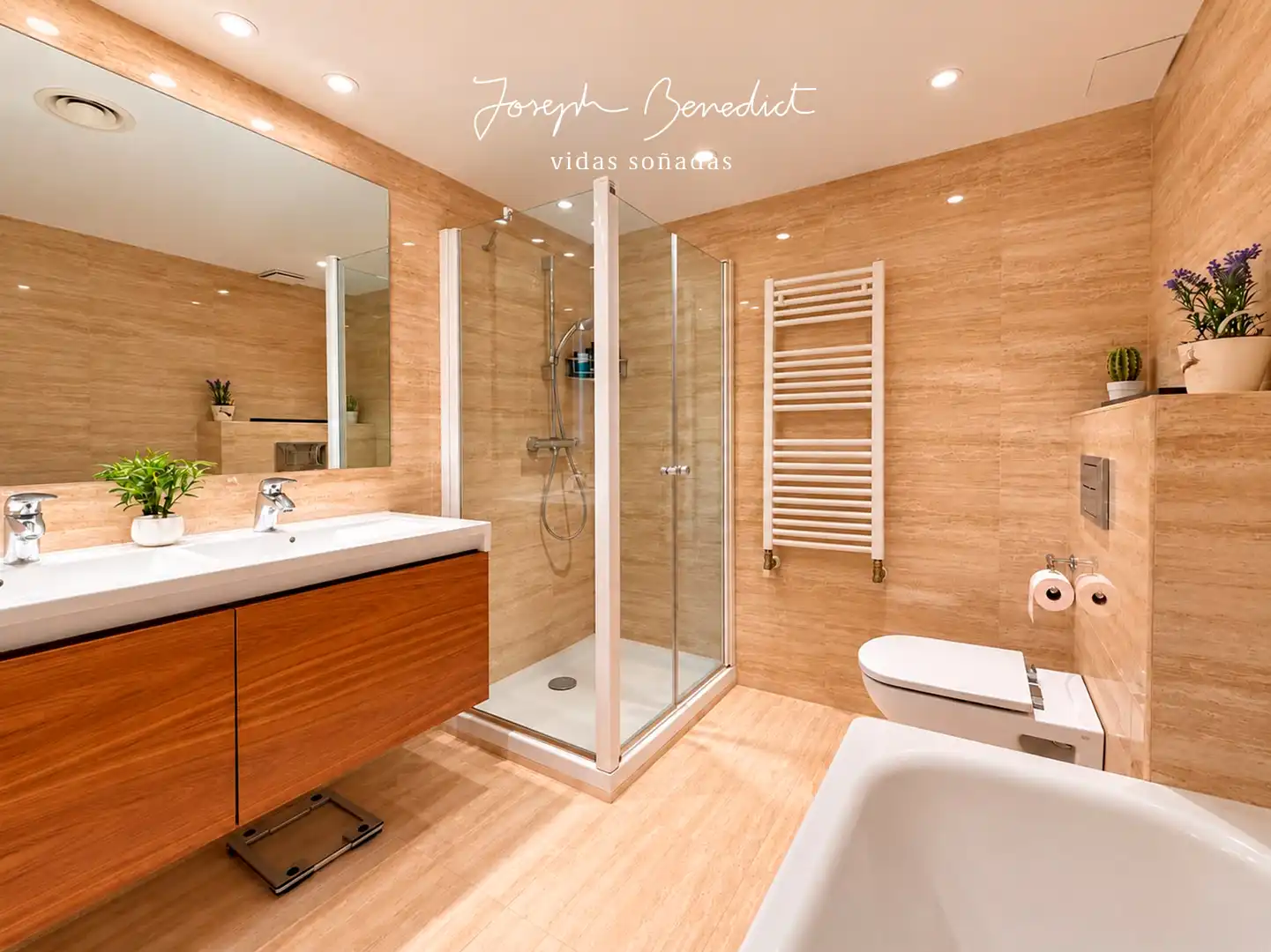 Baño de Casa o chalet en venta en Castelldefels con Aire acondicionado, Calefacción y Jardín privado