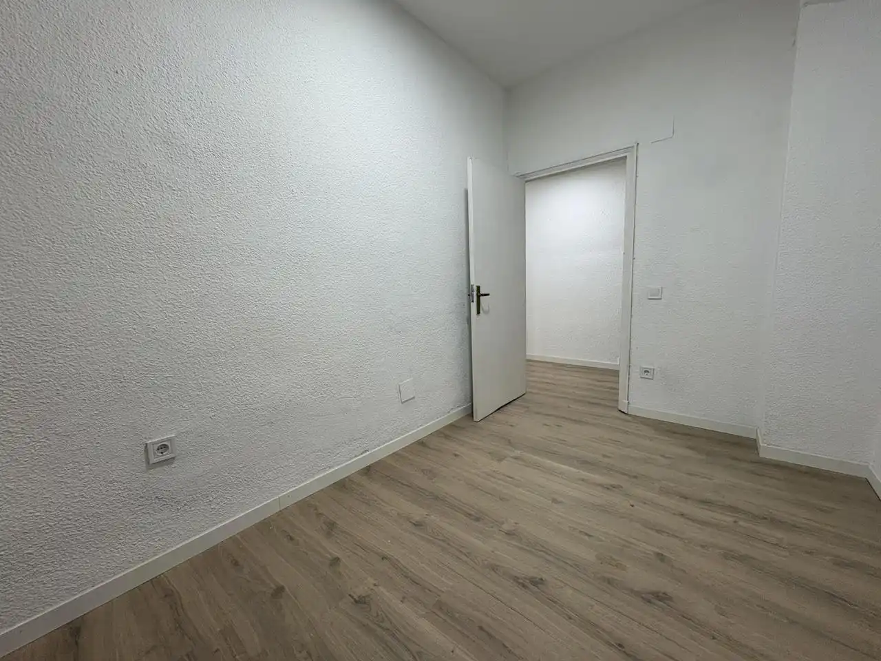 Wohnung zur Miete in Calle de Torres Miranda, Chopera
