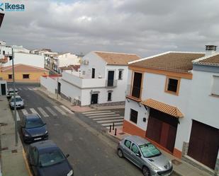 Exterior view of House or chalet for sale in Villalba del Alcor