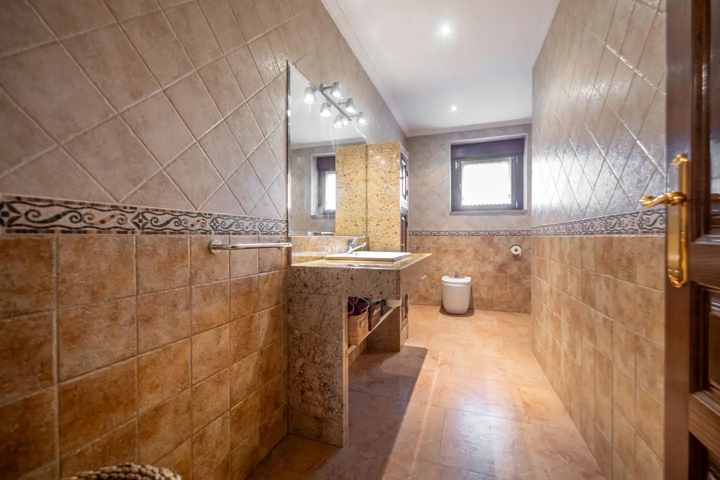 Baño de Casa o chalet en venta en Cardeñosa con Calefacción, Jardín privado y Terraza