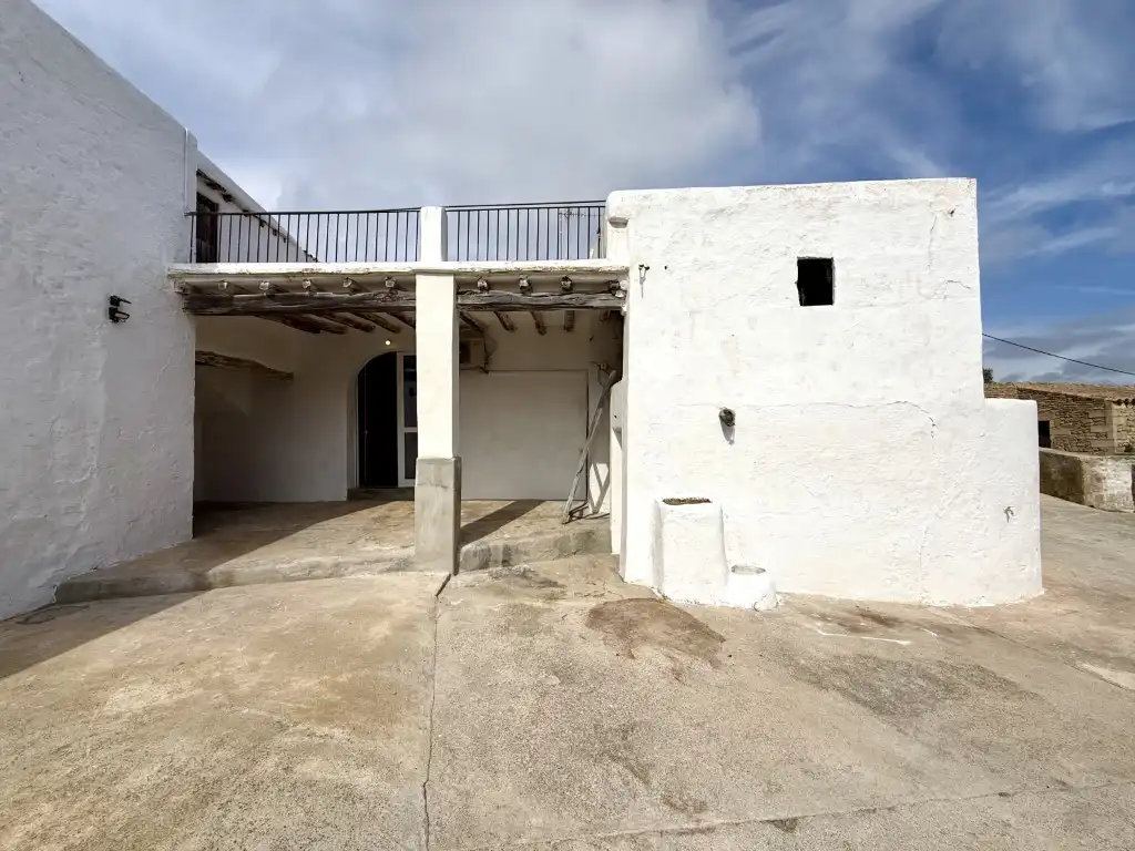 Vista exterior de Casa o xalet en venda en Sant Josep de sa Talaia