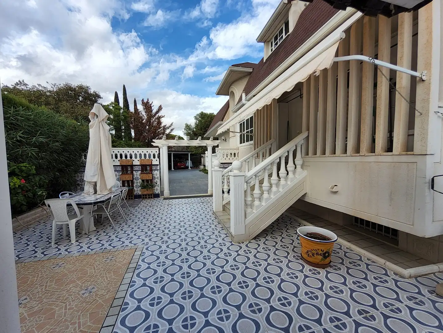 Terrace of Houses for sale in San Vicente del Raspeig / Sant Vicent del Raspeig  with Storage room, Swimming Pool and Community pool