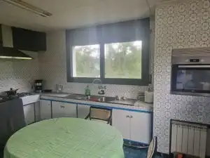 Cuina de Casa o xalet en venda en Ripoll amb Aire condicionat, Calefacció i Parquet